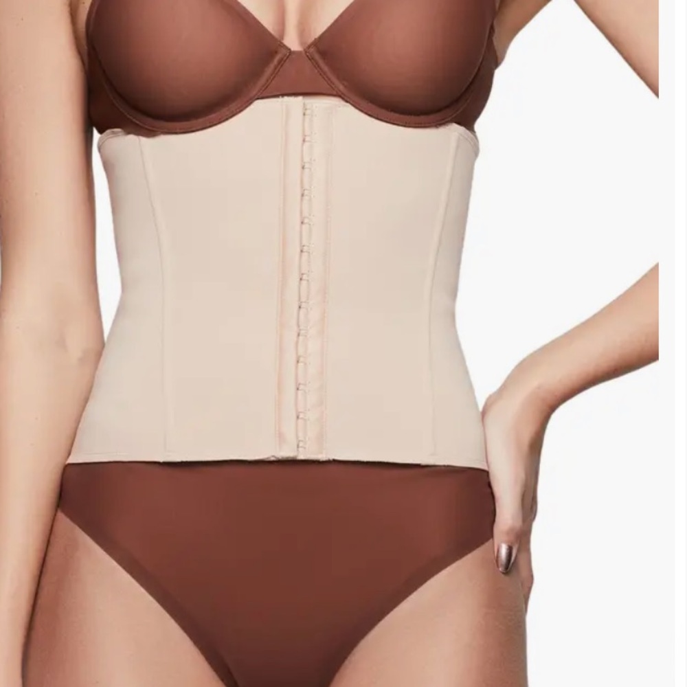 SKIMS Neoprene Shapewear Waist Trainer, XL